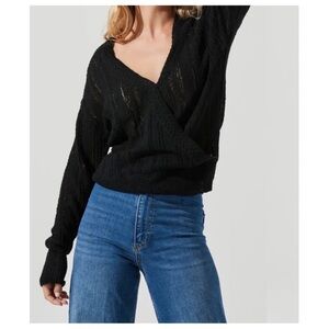 ASTR  Wrap Front Sweater Sz Small. ✨NWT✨